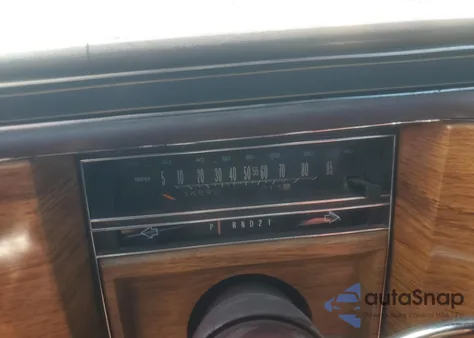 1981 Cadillac Fleetwood Brougham from USA, damaged, VIN 1G6AB6991B9131832